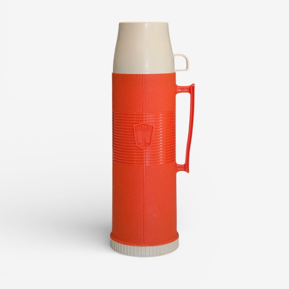 Vintage 70’s 1 Qt. Thermos Flask With 3 Nesting Cups